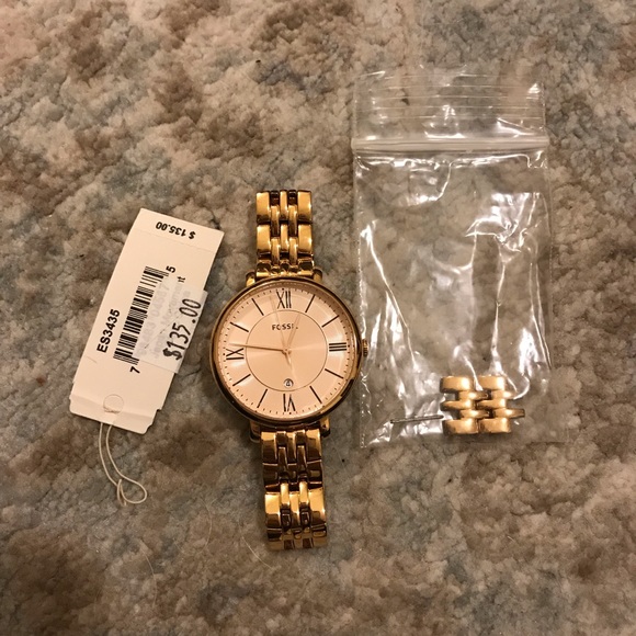 Fossil rose gold watch - Picture 2 of 3